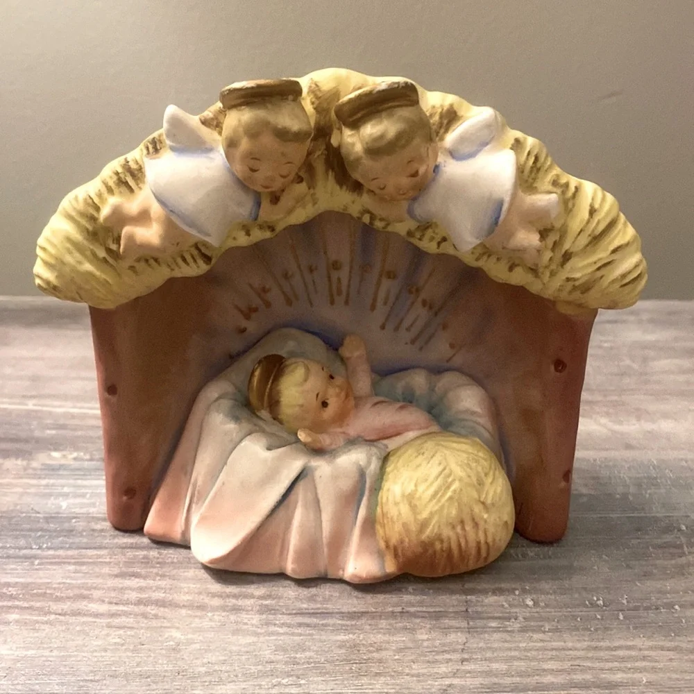 Vintage ceramic Christmas manager